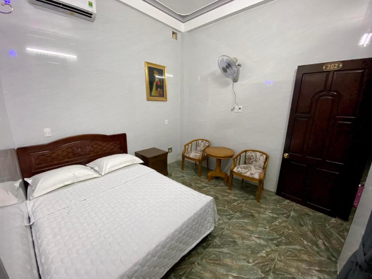 Nha Nghi Duy Tan Motel 140 Nguyen Du 0353007568 Quảng Ngãi Exterior photo